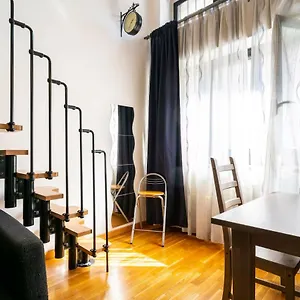 https://inama-flat.italymilanhotels.net