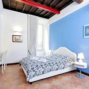 https://relais-cavour-133.it-romehotels.com